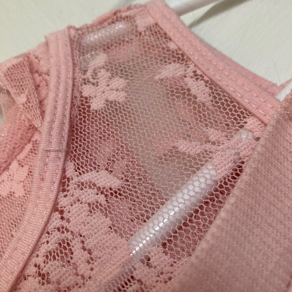 Beautees Pink Lace Neckline Cold Shoulder Hoodie - Picture 4 of 6